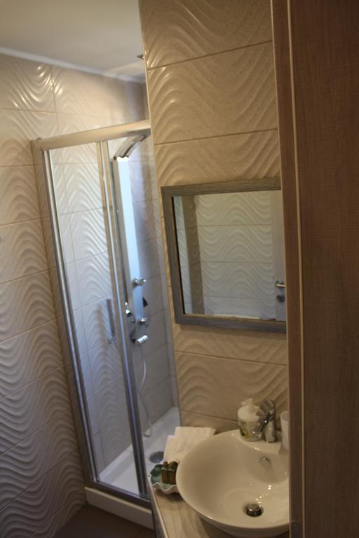 Onar Villa Никиана Екстериор снимка